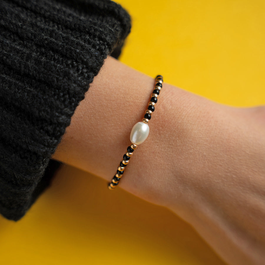 Pearl in Black and Gold Mini Candi Beads