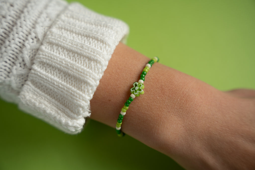 Millefiori Flower in Meadow Greens Mini Candi Beads