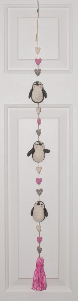 Penguins Heart String