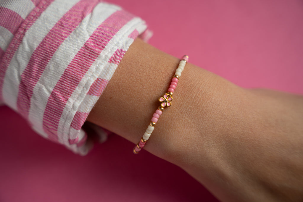 Pink and Gold Flower in Pink and Ivory Gold Mini Candi Beads