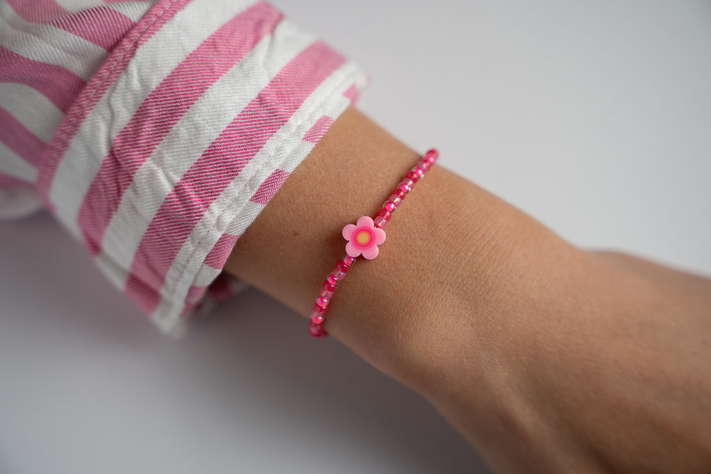 Pink Polymer Flower in Pretty in Pink Mini Candi Beads