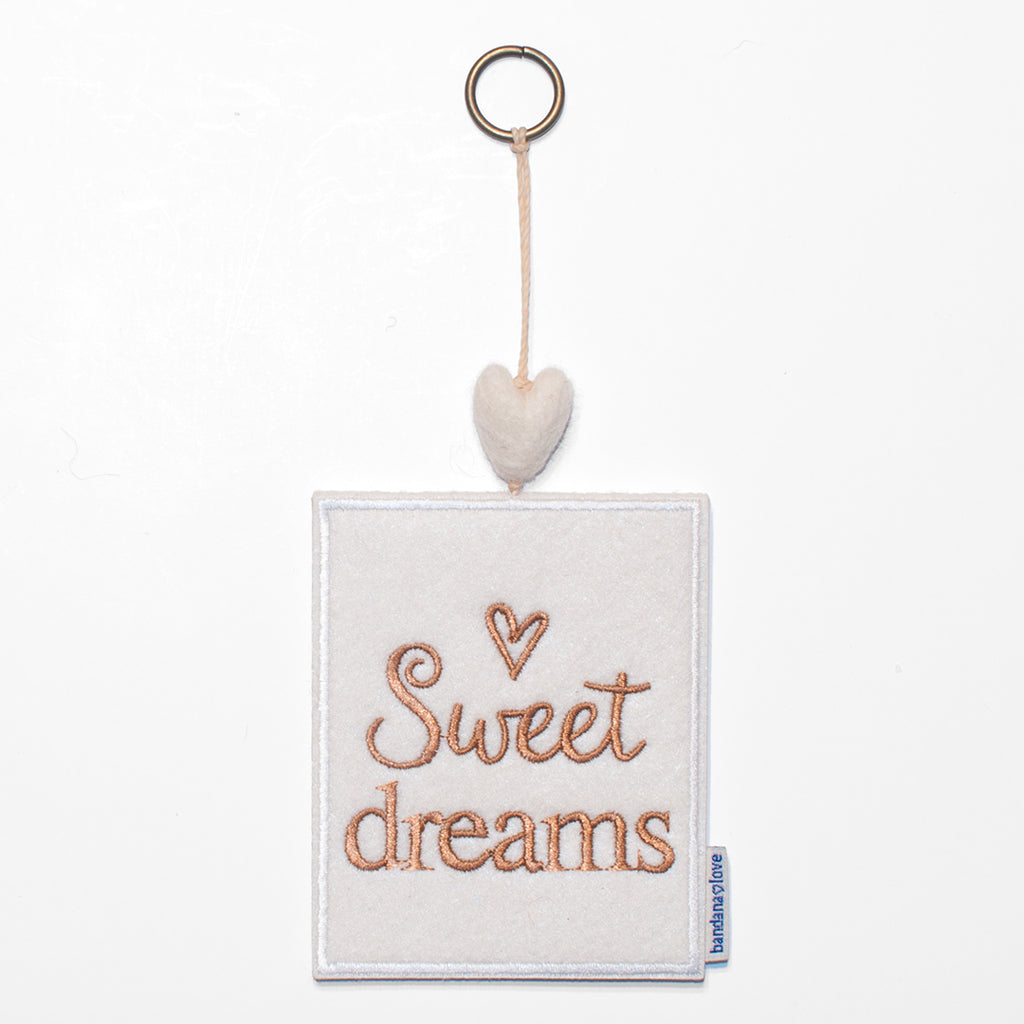 Sweet Dreams Mini Heart String