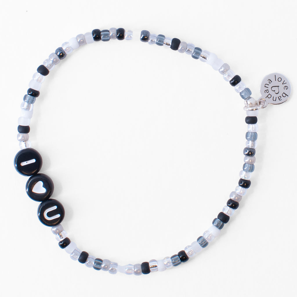 I Heart U in Salt and Pepper Mini Candi Beads