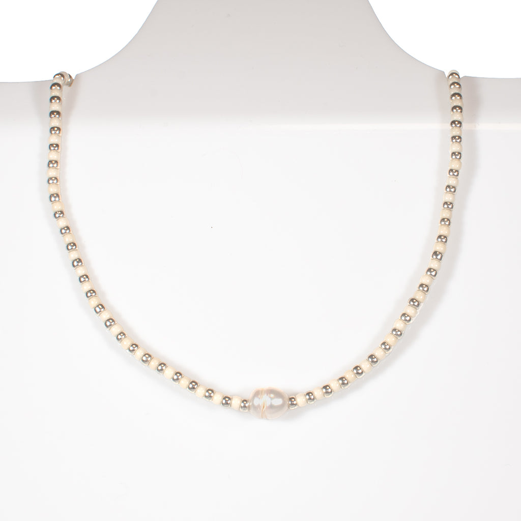 Pearl in Ivory and Silver Candi Beads Necklace