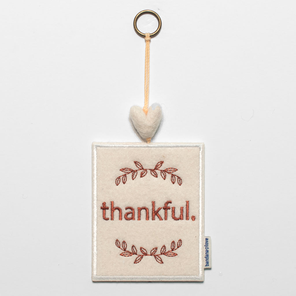 Thankful Mini Heart String