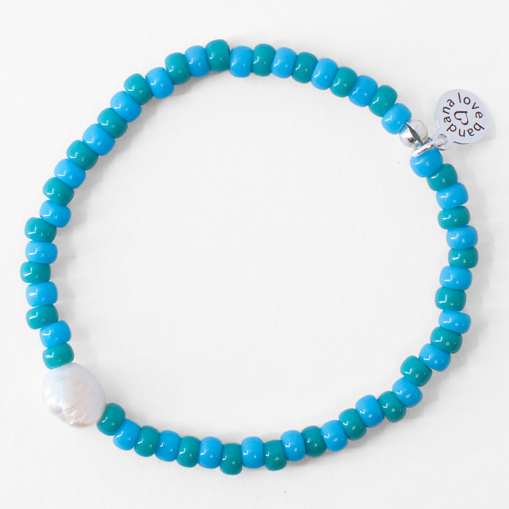 Pearl in Turquoise Candi Beads