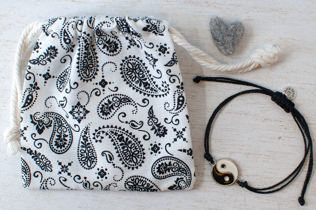 Yin Yang  String