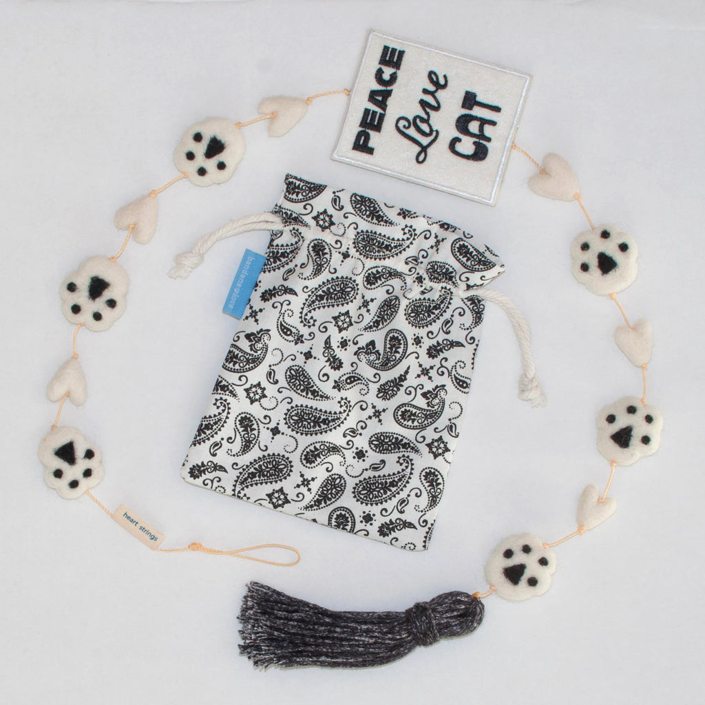 Peace Love Cat Heart String